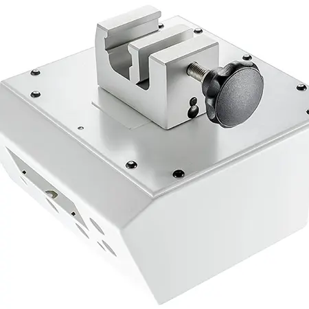 Normschienenklaue mit Gehäuse